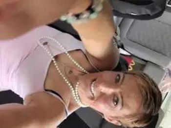 Mickishell11, 40 Caucasian female escort, Decatur